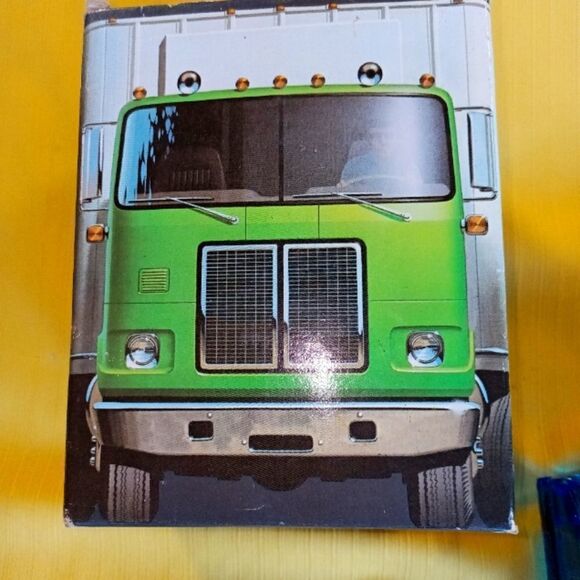 COPY - Highway King Everest Avon aftershave and talc - Picture 1 of 2